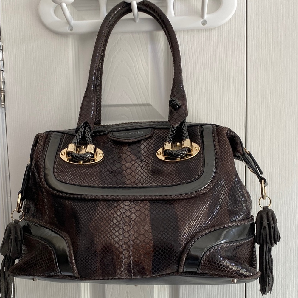 Elegant Brown Leather Handbag